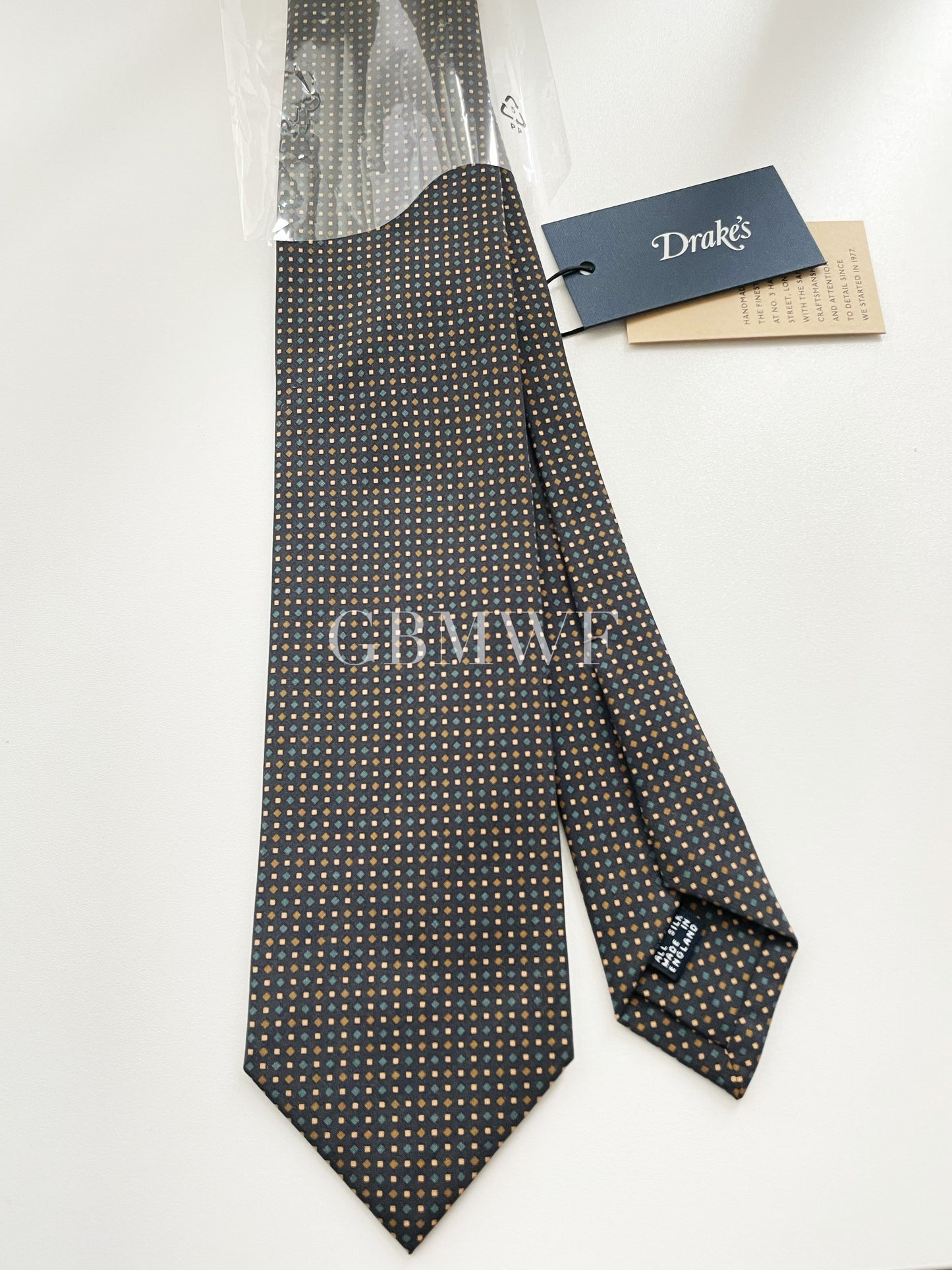 Drakes Handmade Polka Dot Tipped Silk Tie With Tag