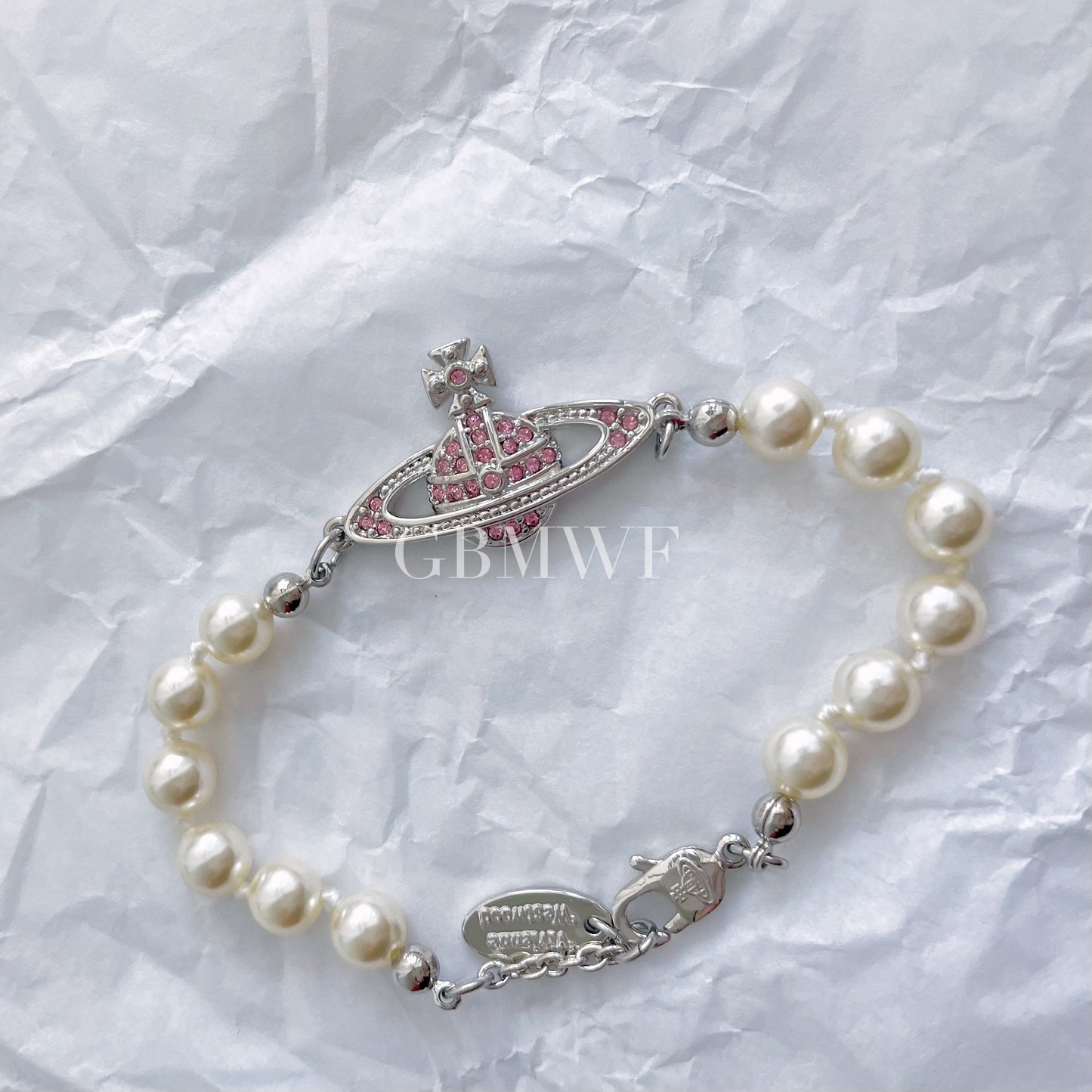 Vivienne Westwood Mini bas Relief Pearl Bracelet Light Rose Plantium