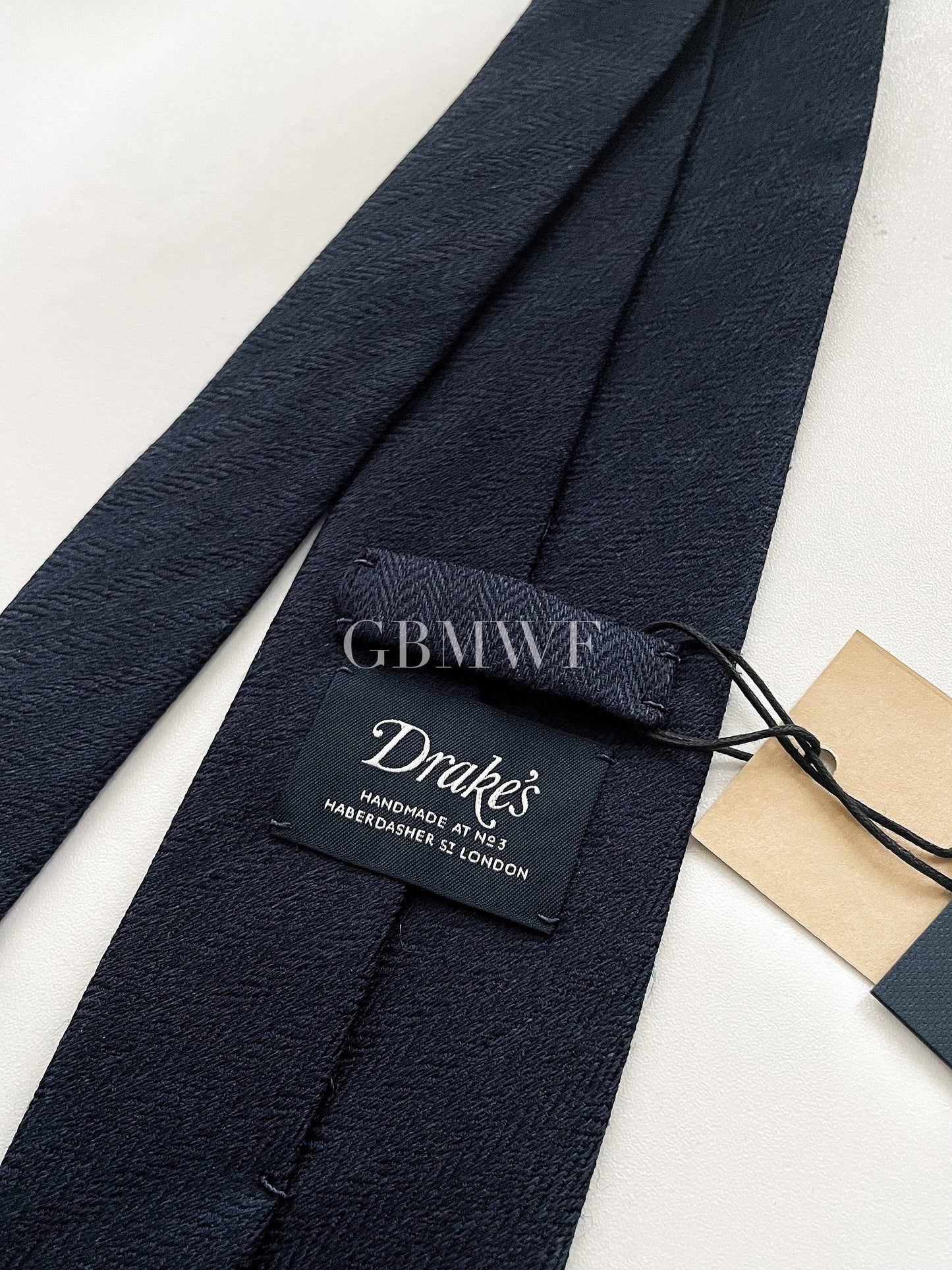 Drakes Hand-rolled Edge Silk Handmade Tie With Tag Navy